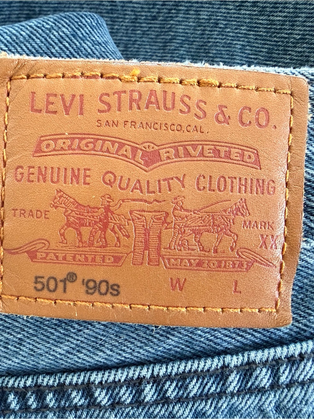 Levi's 501 90s Loose Fit  Button fly Women's Jeans 31x32 - Picture 4 of 5